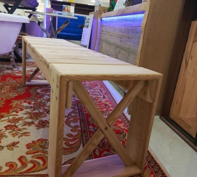 Лавочка в баню из лиственницы сибирской